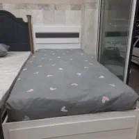 تعدادی تخت یکنفره آماده تحویل ب قیمت تولید