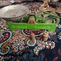 ترازو 20 کیلویی همراه با عیار|کلکسیون اشیاء عتیقه|شوش, |دیوار