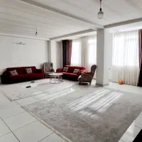 ۹۵متربنا/۵۰مترحیاط/پنتهوس/باپارکینگ/خیابون برزگر