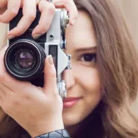 همکاری با مترجم عربی(خانم)