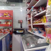 فروشنده خانم