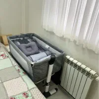 تخت کنار مادر نو مارکzoye