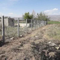 پایه فنس بتنی داربست انگور فنس و سیم خاردار|خدمات باغبانی و درختکاری|مسجد سلیمان, |دیوار