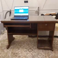 میز تحریر و کامپیوتر چوبی