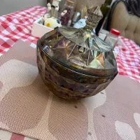 شکلات خوری و‌ا جیل خوری