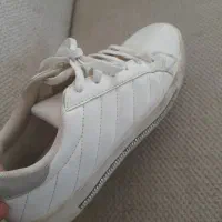 کتونی خارجی سفید نگین دار ۴۰