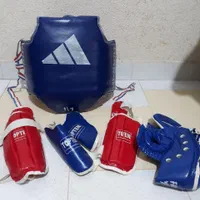 هوگو و تجهیزات ورزشی تکواندو