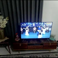 تلوزیون ۴۳ ال ای دی سالم تمیز تمیز