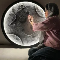 تابلو ماه دیواری ریموت دار