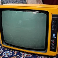 تلویزیون گروندیک پارس زردقناری در حدآکبندلازرورقی