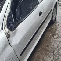 پژو ۲۰۶v8 مدل۹۶ روشن حرکت تصادفی شاسی پلمپ