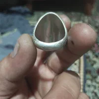 انگشتر عقیق سبز رکاب دست ساز پشت بسته