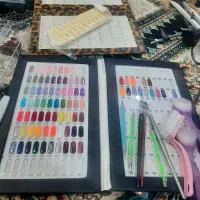 مقداری وسیله ناخن|آرایشگاه و سالنهای زیبایی|بومهن, |دیوار