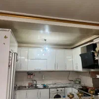 آپارتمان 80متری طبقه اول