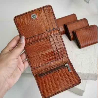 دکمه دار مگنتی چرم