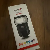فلش viltrox JY680Ch