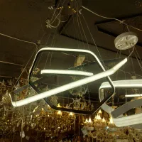 لوستر فضایی|لوستر و چراغ آویز|اصفهان, کوجان|دیوار