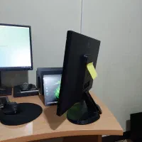 مانیتور LG LED ۱۹ تمیز سالم|قطعات و لوازم جانبی رایانه|تهران, مینای جنوبی|دیوار