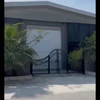 سوله-صنعتی-سردخانه-دار-درخت-سبز