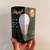 لامپ کم مصرف