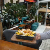 رستوران آلپومو پارکبان و ظرفشور استخدام می کند