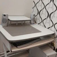 میز کامپیوتر