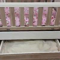 تخت نوزاد متحرک وتخت خواب دونفره|تخت و صندلی بچه|تهران, مشیریه|دیوار