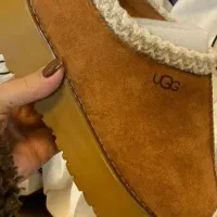 Ugg اصل وترند امسال هستش ومن از ترکیه خریدم