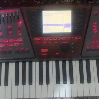 یک دستگاه کیبورد جی ام k8 رم 8مگ