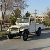 وانت تویوتا لندکروز دو اف