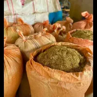 ده خلال کاه دارم از گنبد به زابل