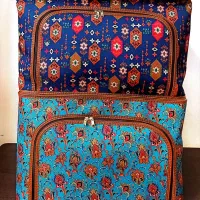 پیک نیکی|کیف، کفش، کمربند|قم, مسجد امام حسن|دیوار