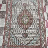 فرش دستباف زرنیم