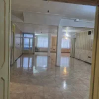 ۴۴۰ متر در دو طبقه مرکز شهر