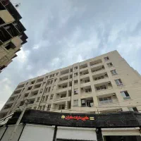 آپارتمان ۹۵ متر/نوسازکلیدنخورده/چهارباغ