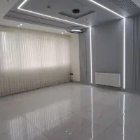 دانشجو سه خواب آپارتمان ۱۵۵ متری تک واحدی