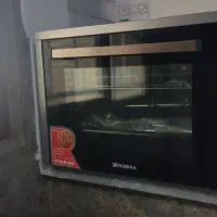 توستر روبینا