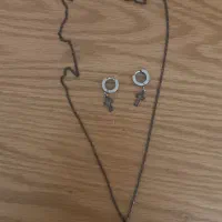 گردنبند ست با گوشوار و دستبند