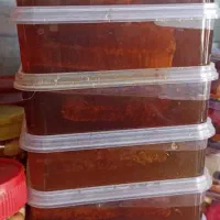 عسل خالص طبیعی و اصل ، با موم و بدون موم
