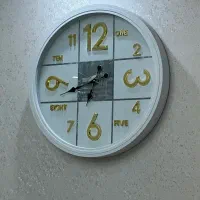 ساعت دیواری