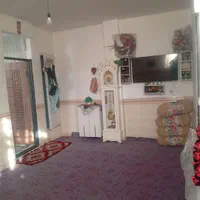 فروش منزل تازه بازسازی شده باهمرا زیرزمین