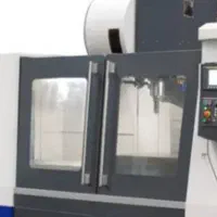 تراشکار و فرزکار ماهر cnc