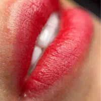 انجام خدمات شیدینگ لب و‌میکروبلیدینگ