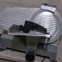 کالباس‌بر Burax