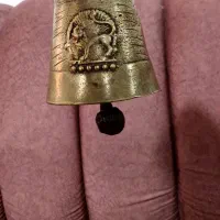 زنگوله شیر نشان عتیقه|کلکسیون اشیاء عتیقه|گرگان, |دیوار