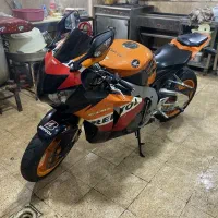 cb cbr1000رپسول 2011|موتورسیکلت|تهران, نیروی هوایی (پیروزی)|دیوار