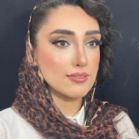 خدمات تخصصی میکاپ و شینیون