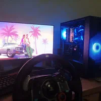 کیس گیمینگ با مانیتور