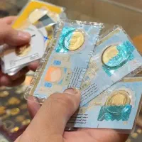 خرید و فروش سکه امامی‌،نیم ۸۶یک تومان زیر تابلو
