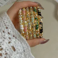 کد ۱۹ بن.گل مینا.کاری